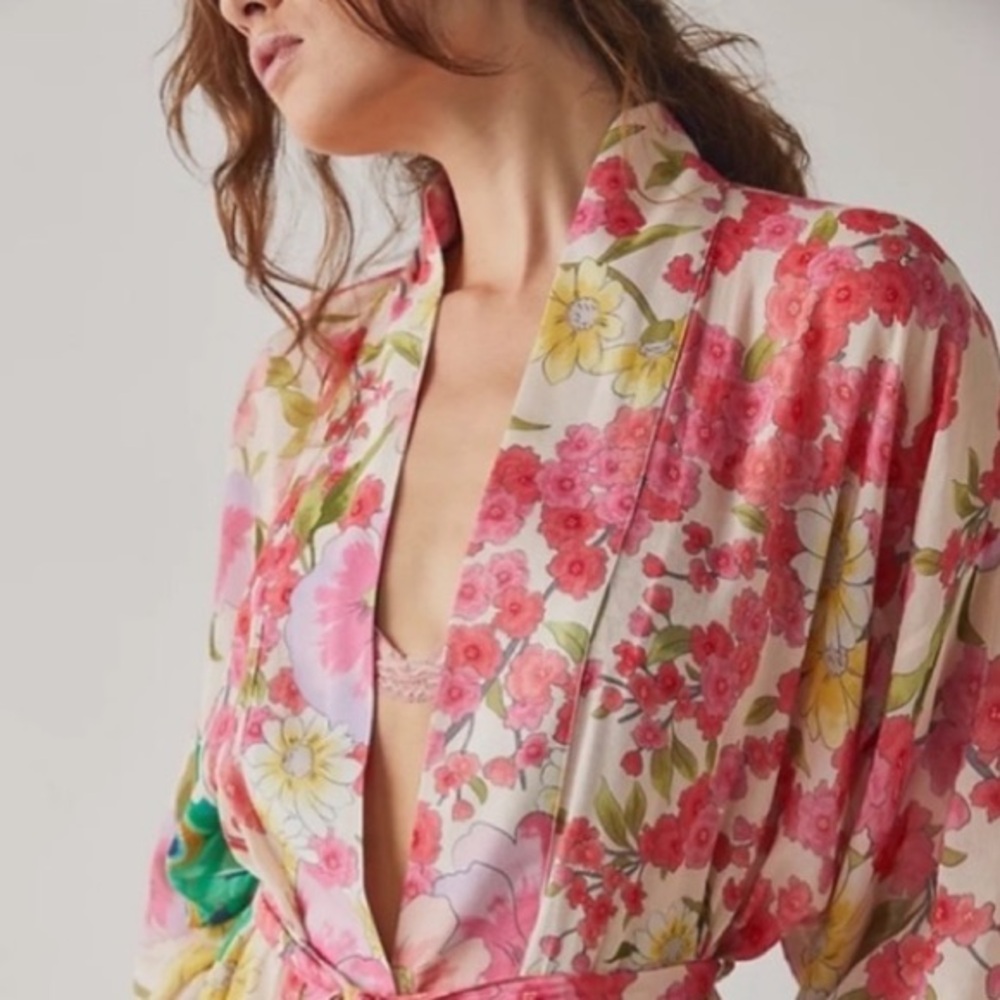 Spell Madame Peacock Kimono - M/L NWT - Picture 6 of 15